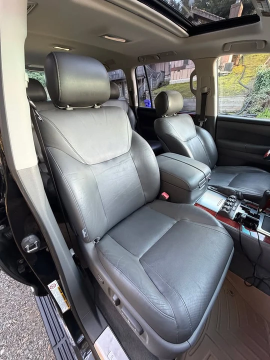 2009 Lexus LX 3rd Gen - Image 13 of 20