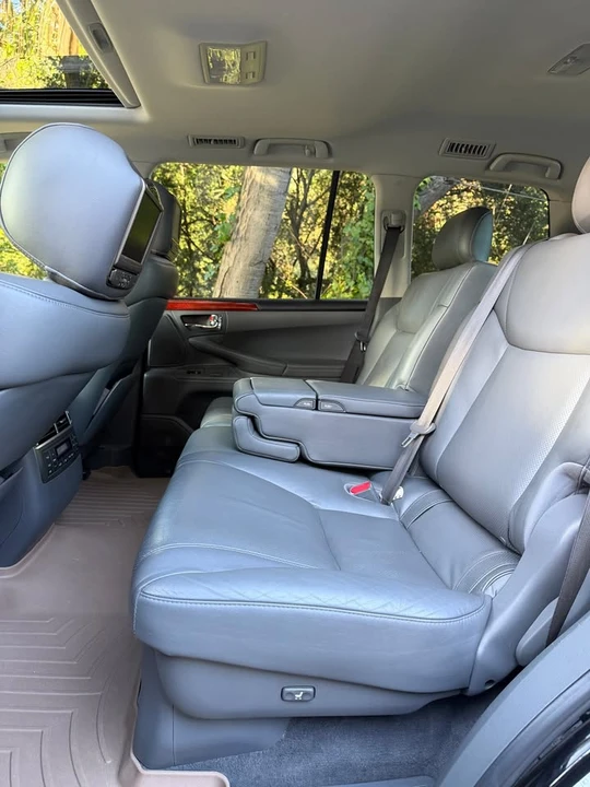 2009 Lexus LX 3rd Gen - Image 14 of 20