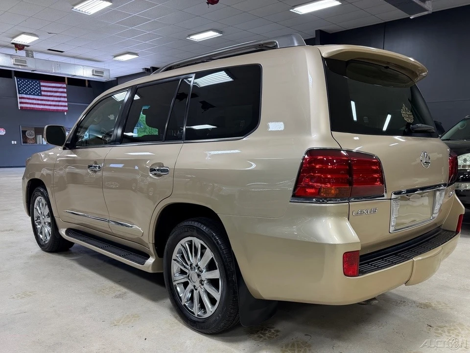 2009 Lexus LX 3rd Gen - Image 11 of 12