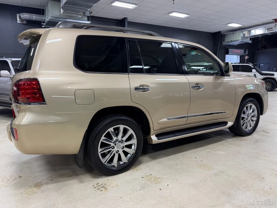 2009 Lexus LX 3rd Gen - Image 7 of 12