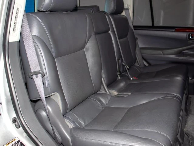 2009 Lexus LX 2nd Gen - Image 18 of 21