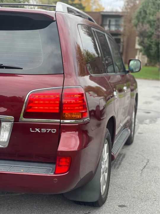 2009 Lexus LX 3rd Gen - Image 5 of 7