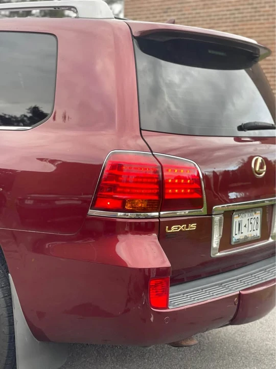 2009 Lexus LX 3rd Gen - Image 4 of 7