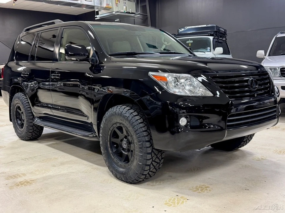 2009 Lexus LX 2nd Gen - Image 5 of 12