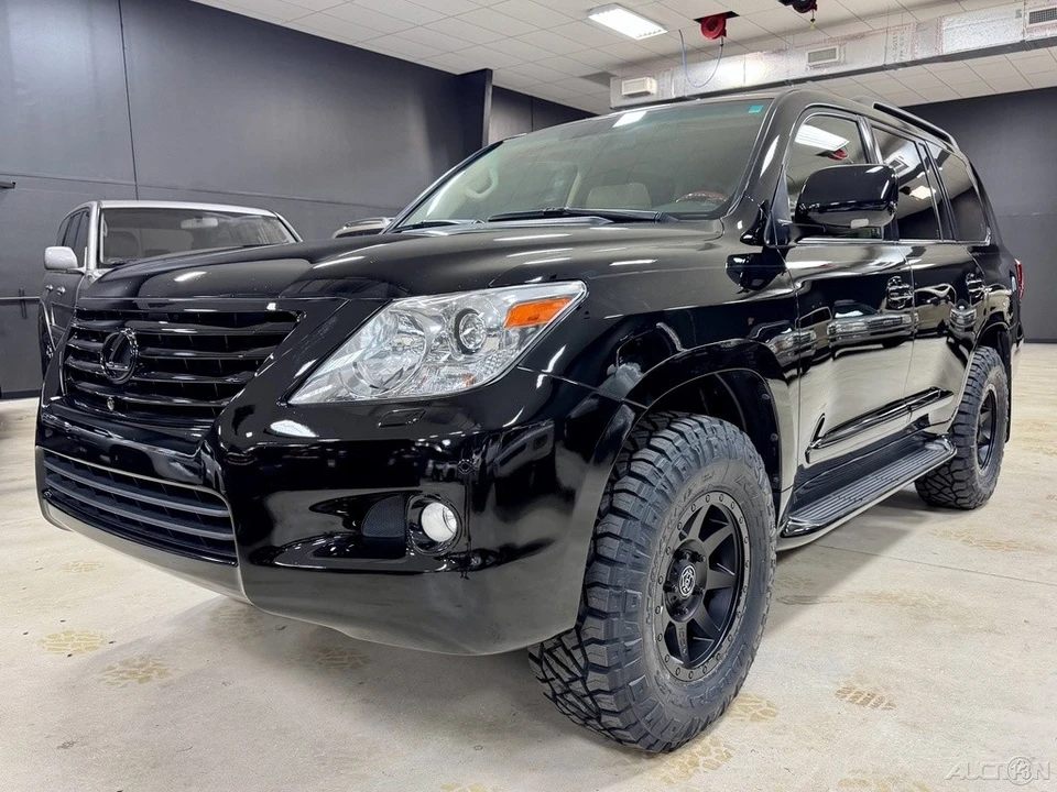 2009 Lexus LX 2nd Gen - Image 11 of 12