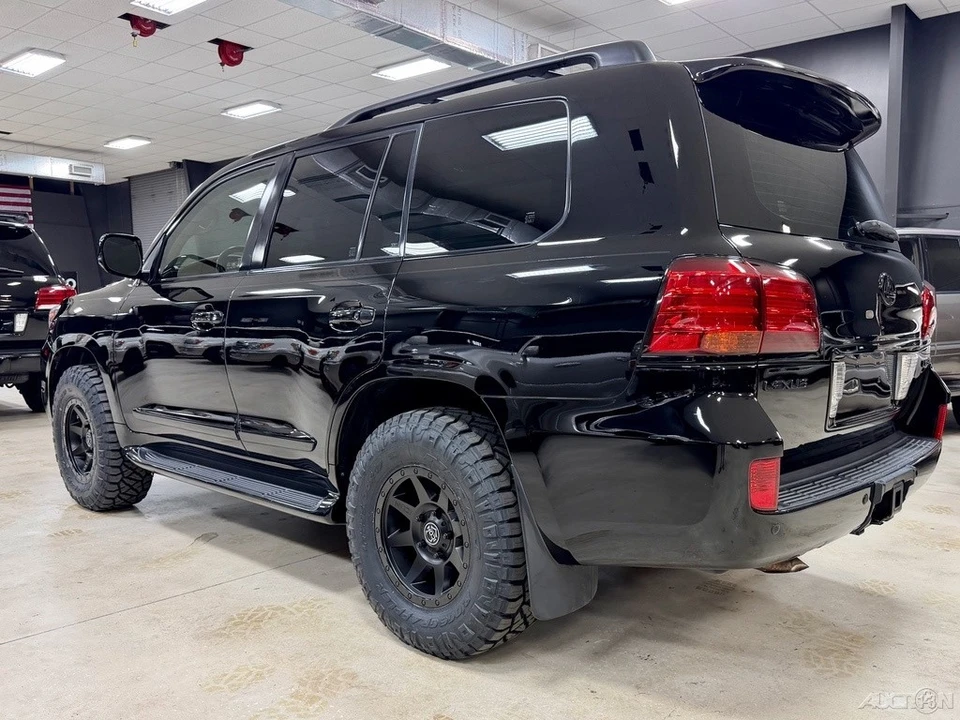 2009 Lexus LX 3rd Gen - Image 9 of 12