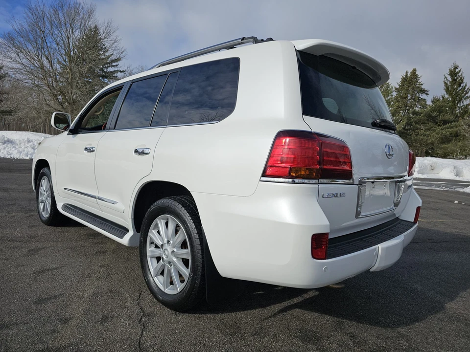 2009 Lexus LX 3rd Gen - Image 10 of 31