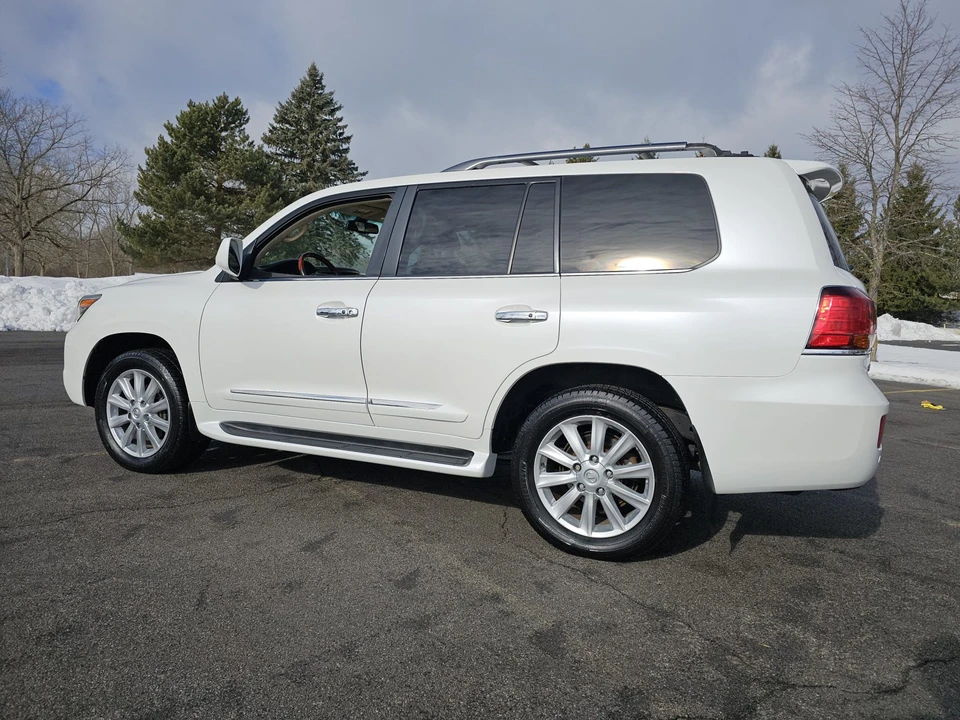 2009 Lexus LX 3rd Gen - Image 8 of 31