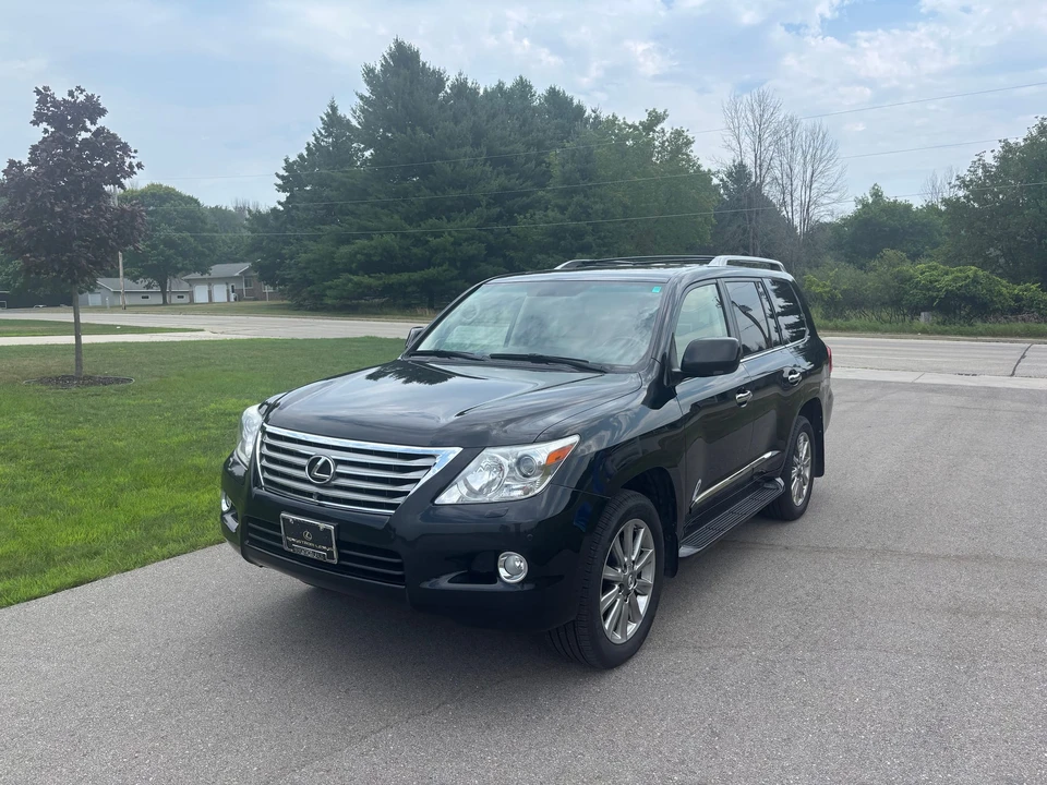 2009 Lexus LX 3rd Gen - Image 3 of 31
