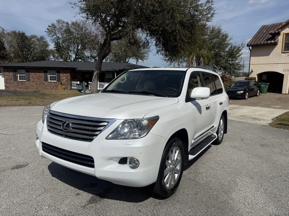 2009 Lexus LX 2nd Gen - Image 2 of 31