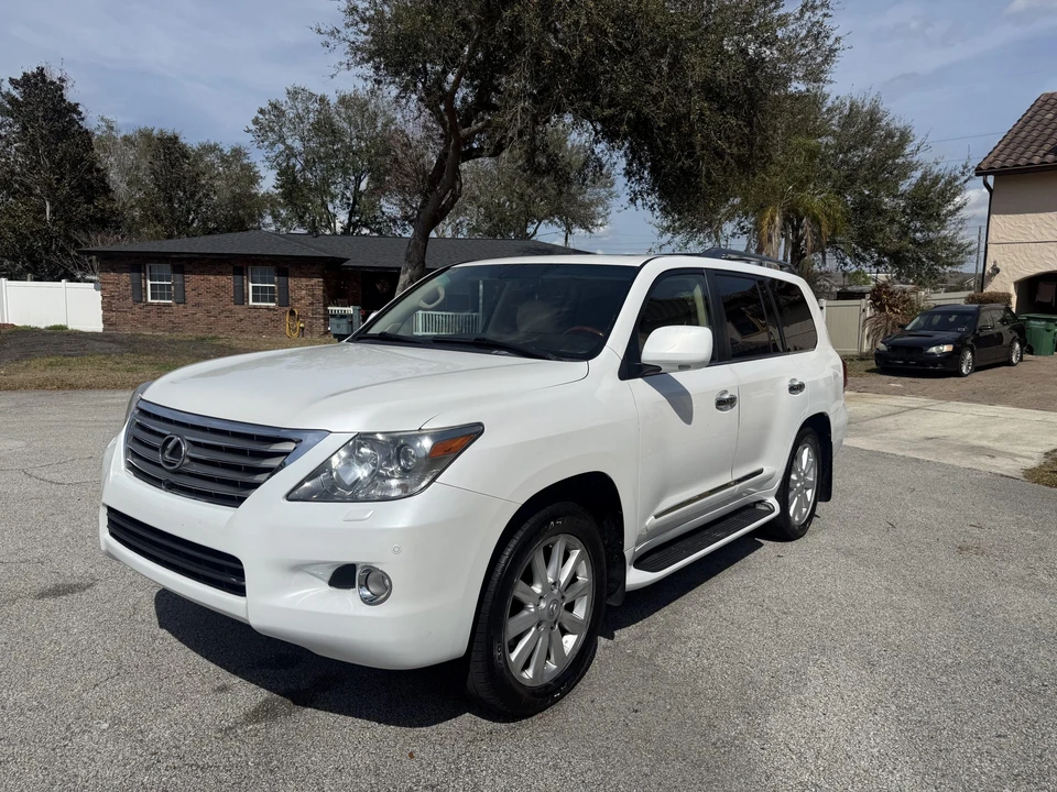 2009 Lexus LX 2nd Gen - Image 3 of 31