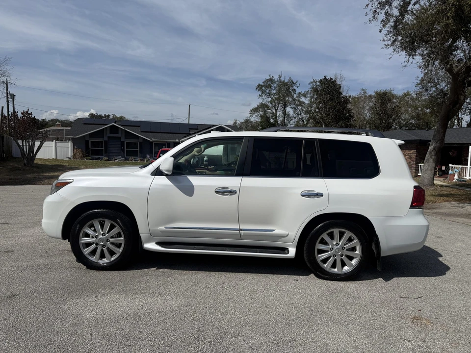 2009 Lexus LX 2nd Gen - Image 14 of 31