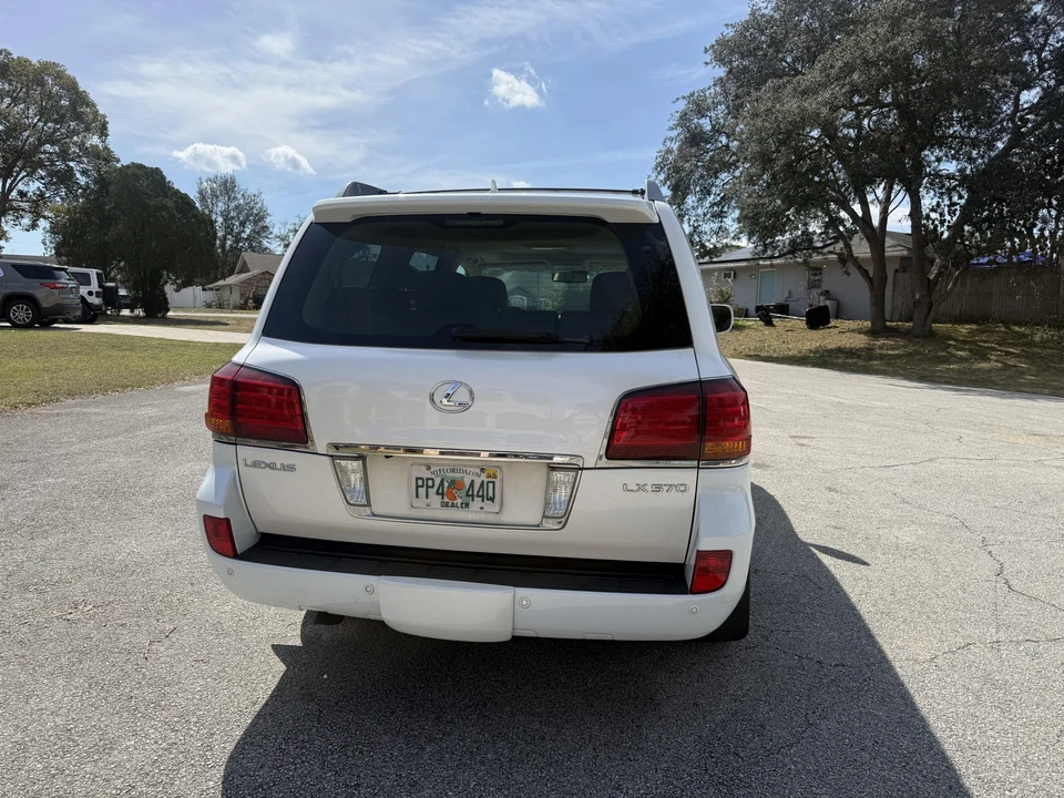 2009 Lexus LX 2nd Gen - Image 30 of 31