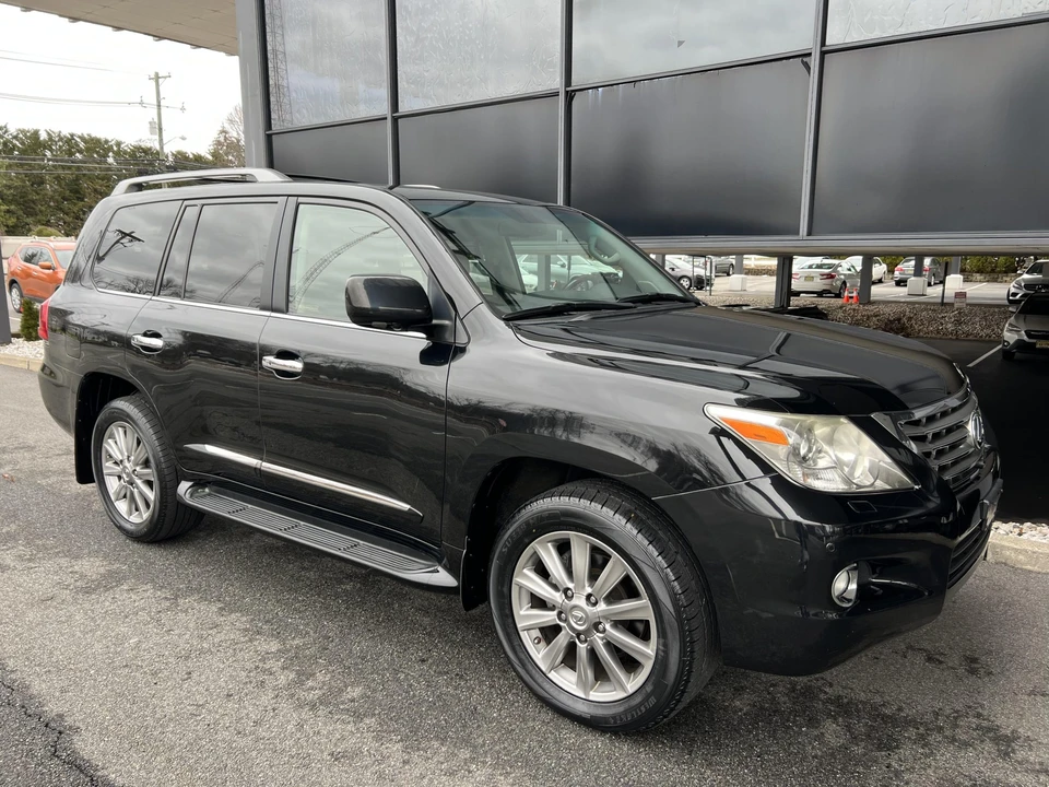 2009 Lexus LX 3rd Gen - Image 12 of 31