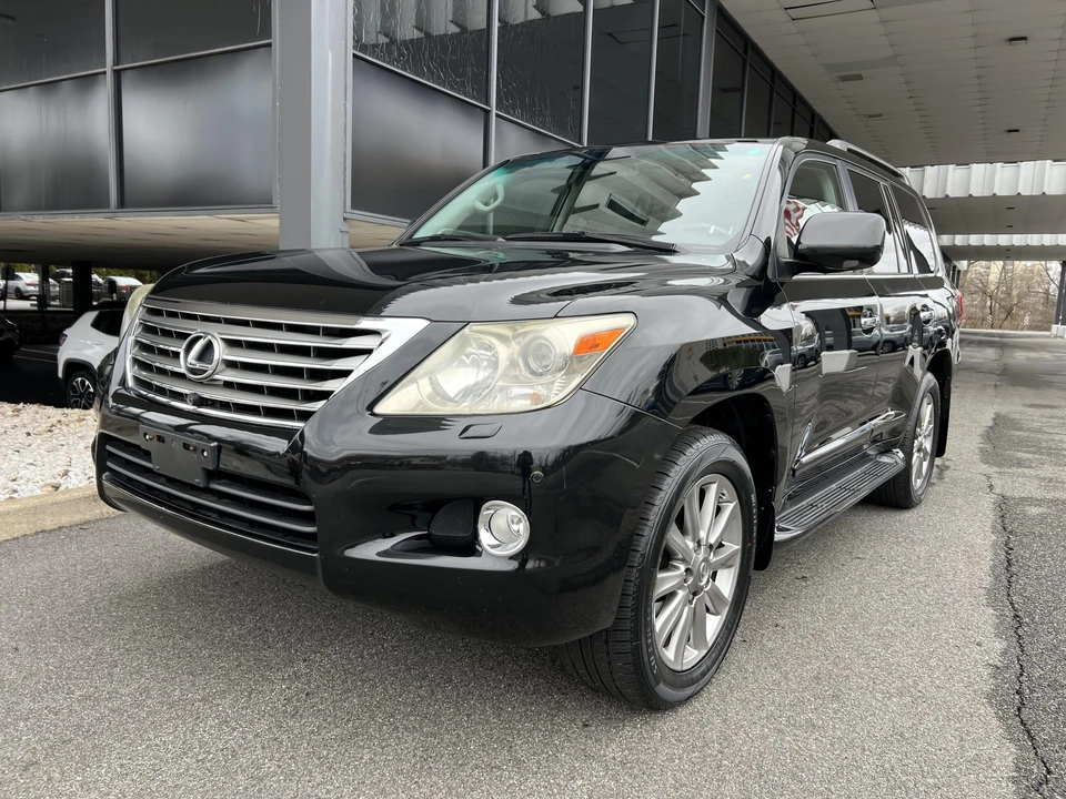 2009 Lexus LX 3rd Gen - Image 4 of 31