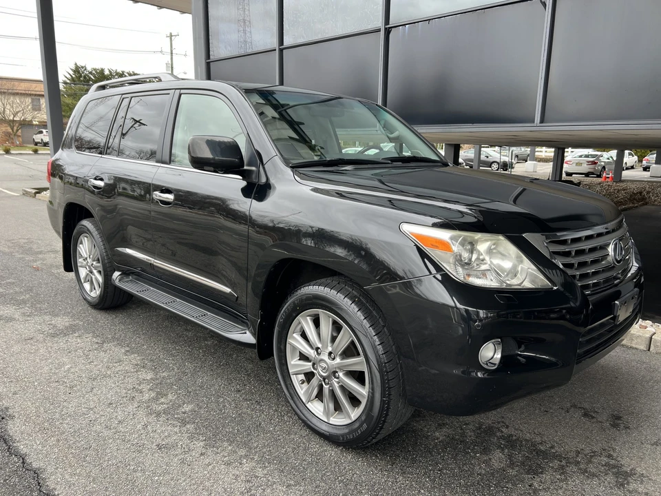 2009 Lexus LX 3rd Gen - Image 7 of 31
