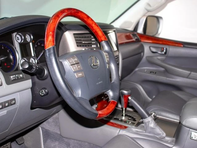 2009 Lexus LX 3rd Gen - Image 12 of 21