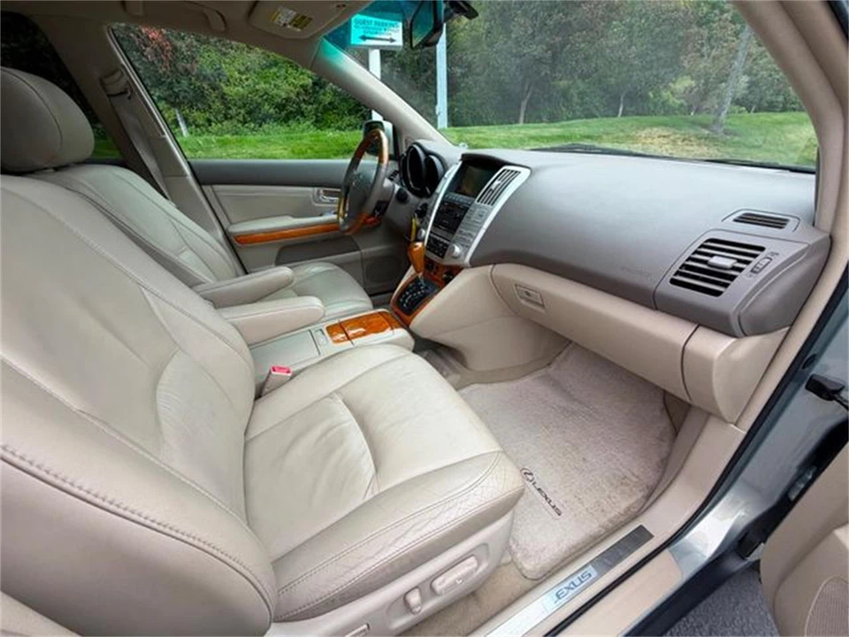2009 Lexus RX 2nd Gen - Image 28 of 31
