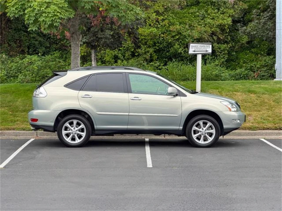2009 Lexus RX 2nd Gen - Image 7 of 31