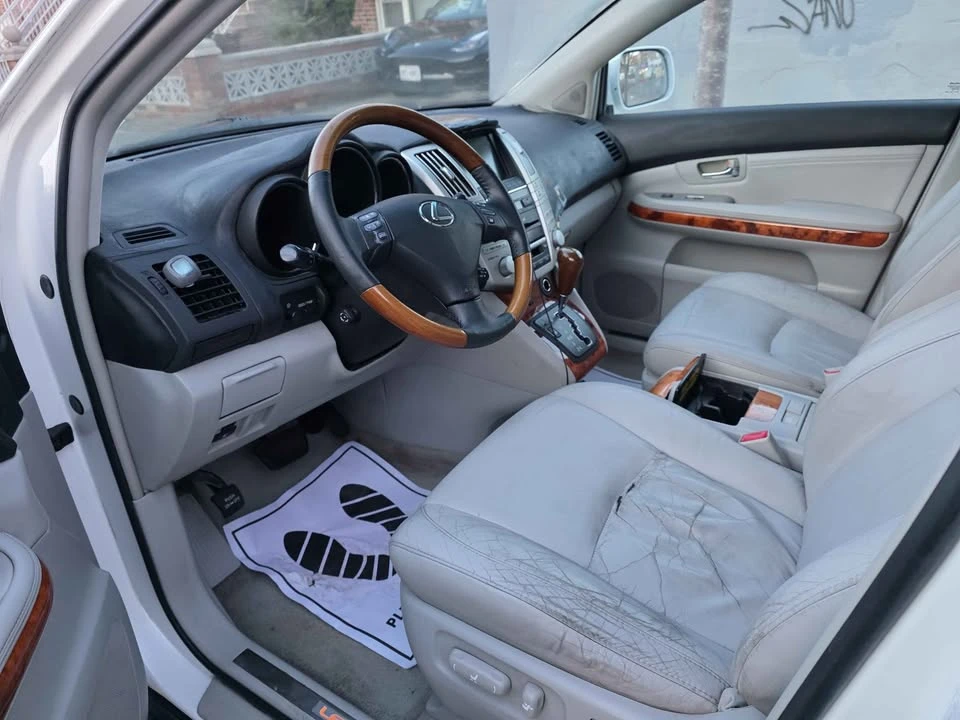 2009 Lexus RX 2nd Gen - Image 8 of 10