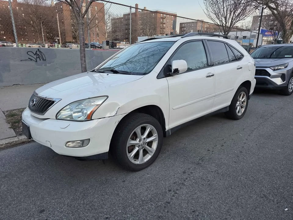 2009 Lexus RX 2nd Gen - Image 2 of 10