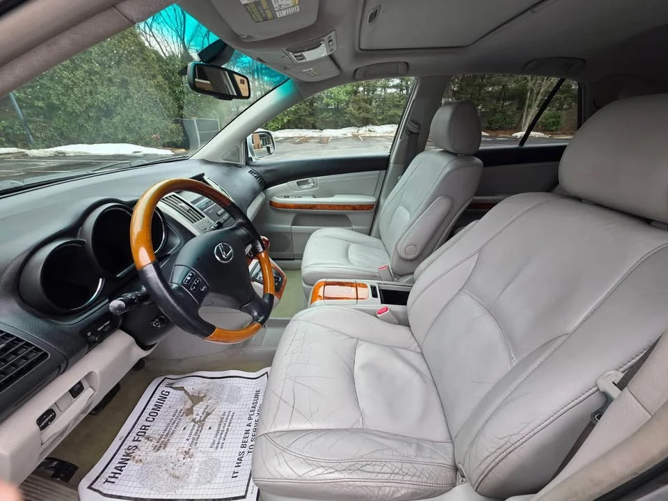 2009 Lexus RX 2nd Gen - Image 14 of 16