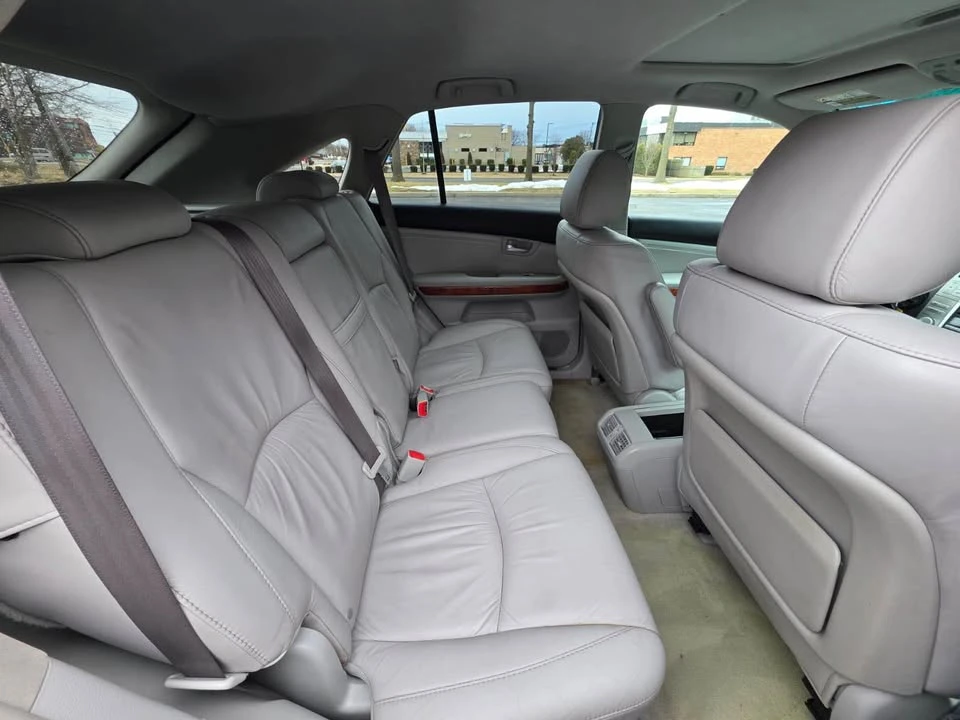 2009 Lexus RX 2nd Gen - Image 11 of 16