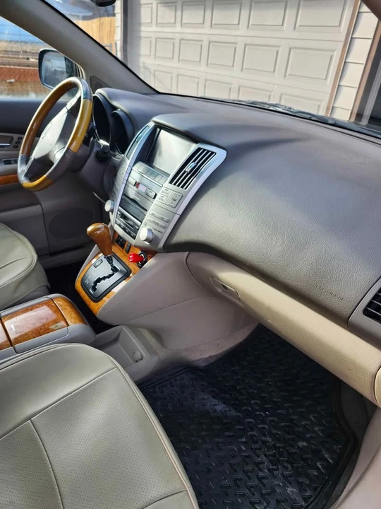 2009 Lexus RX 2nd Gen - Image 8 of 9