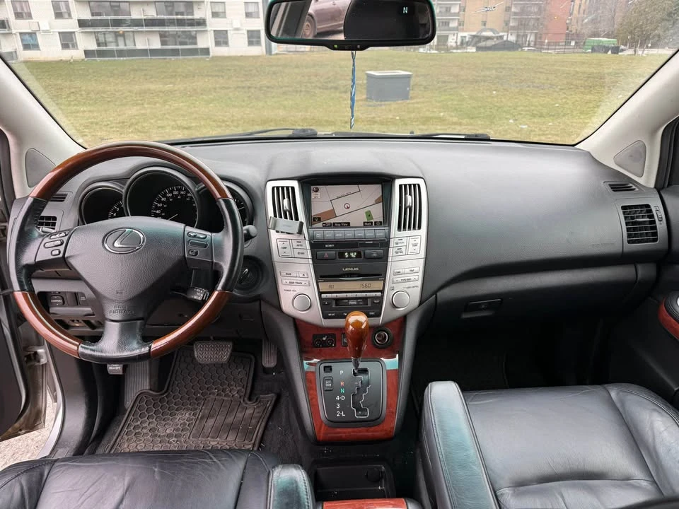 2009 Lexus RX 2nd Gen - Image 6 of 9