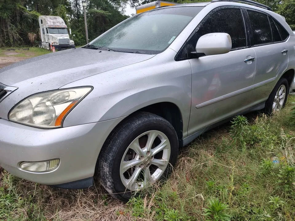 2009 Lexus RX 2nd Gen - Image 4 of 10