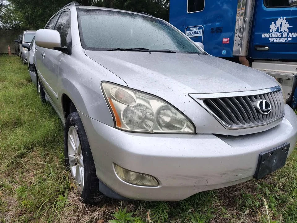 2009 Lexus RX 2nd Gen - Image 2 of 10