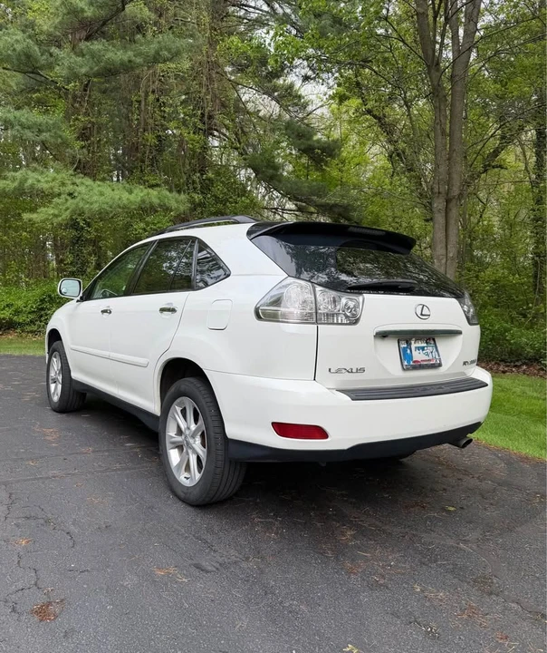 2009 Lexus RX 2nd Gen - Image 5 of 7