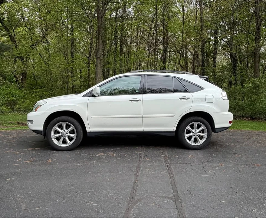 2009 Lexus RX 2nd Gen - Image 2 of 7