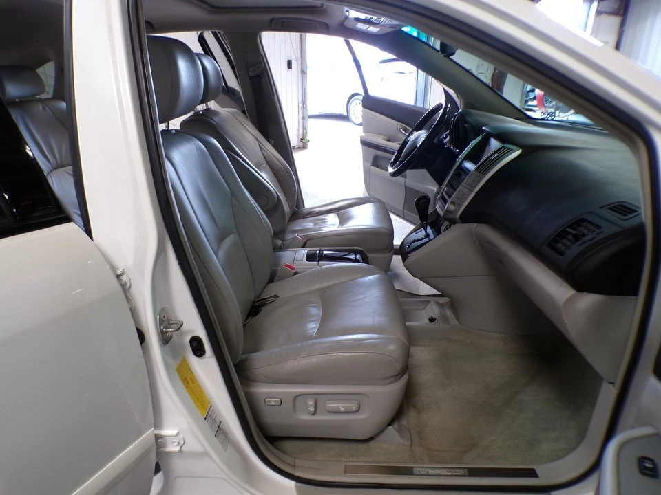 2009 Lexus RX 2nd Gen - Image 14 of 17