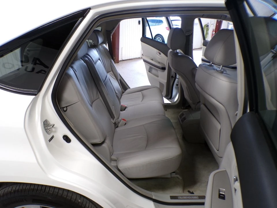 2009 Lexus RX 2nd Gen - Image 13 of 17