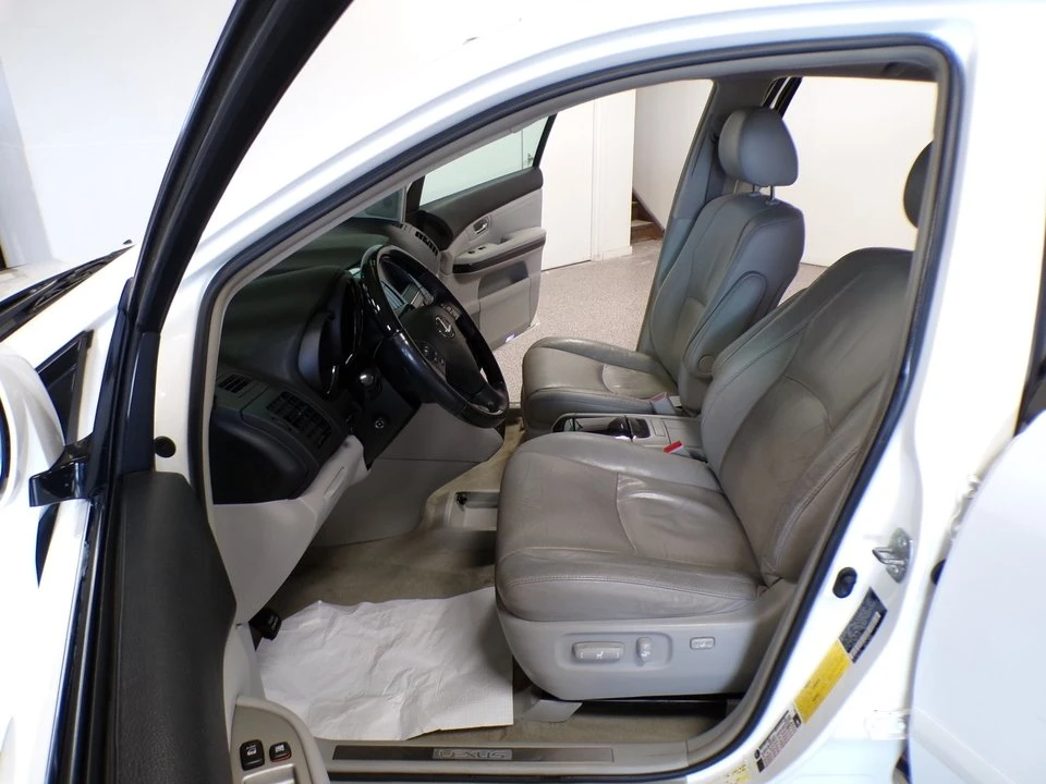 2009 Lexus RX 2nd Gen - Image 10 of 17
