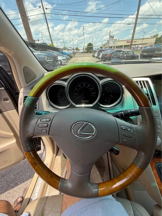 2009 Lexus RX 2nd Gen - Image 10 of 11