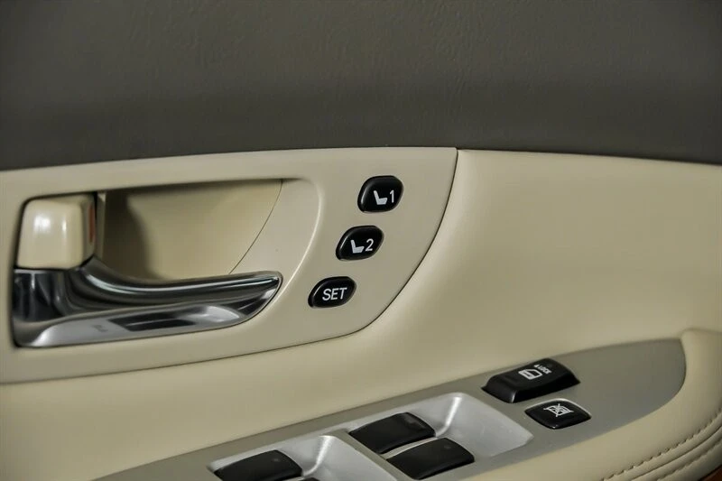 2009 Lexus RX 2nd Gen - Image 16 of 21