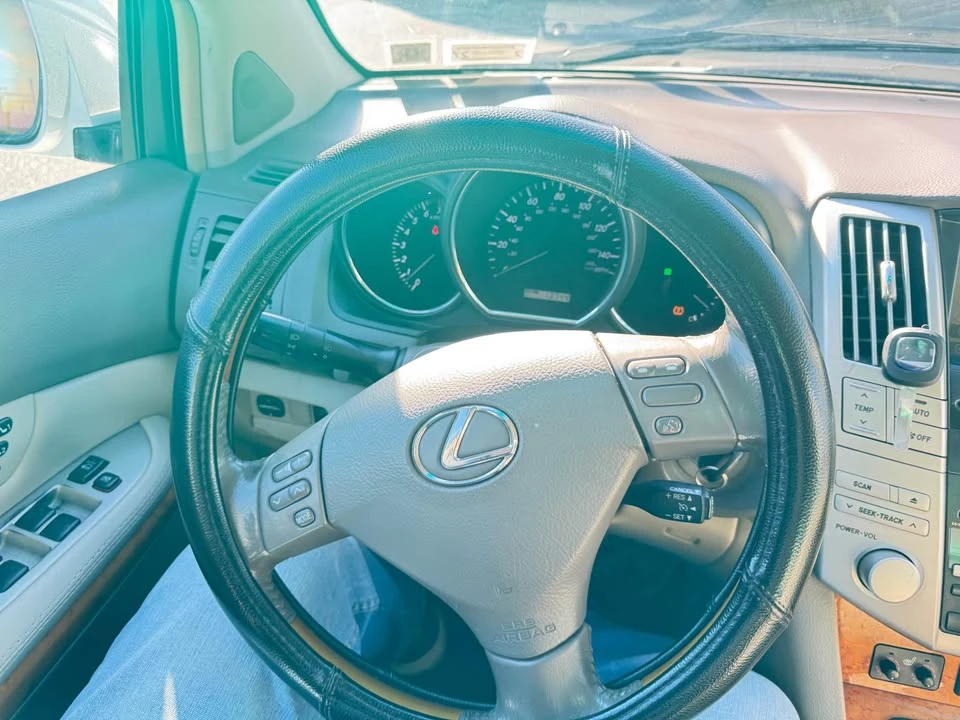 2009 Lexus RX 3rd Gen - Image 5 of 13