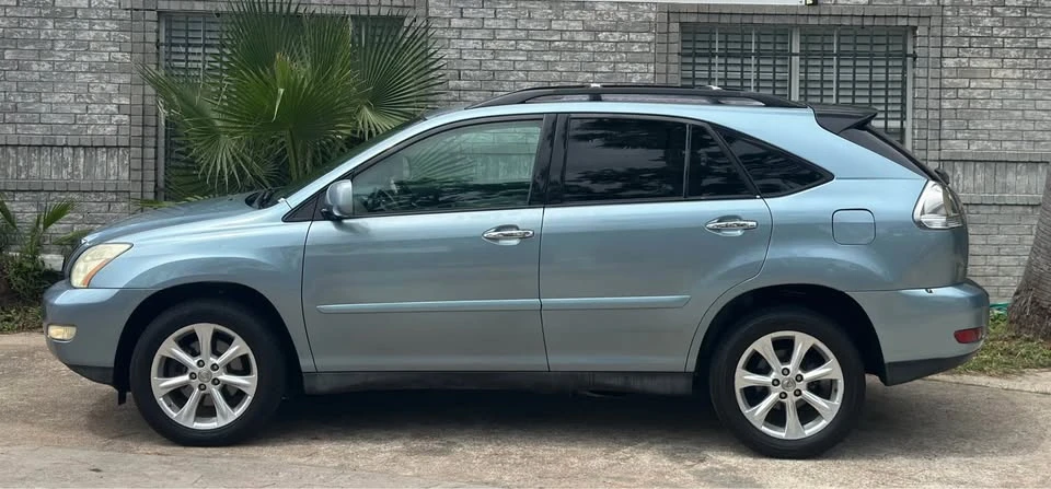 2009 Lexus RX 3rd Gen - Image 3 of 15