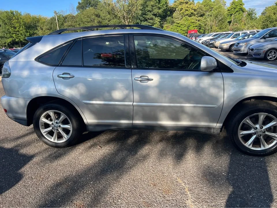 2009 Lexus RX 3rd Gen - Image 2 of 15