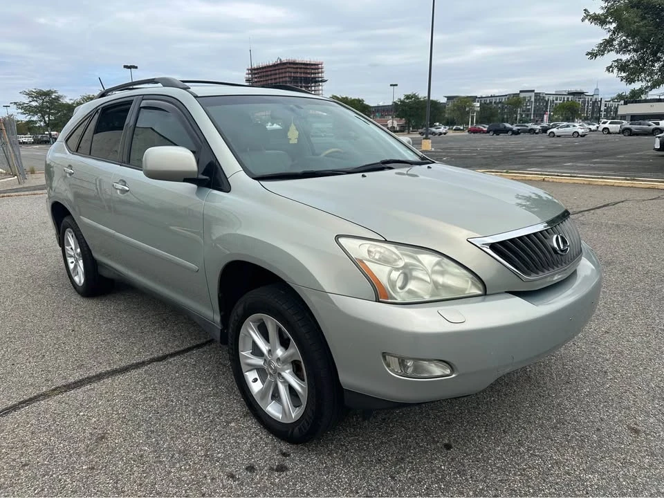 2009 Lexus RX 3rd Gen - Image 2 of 12