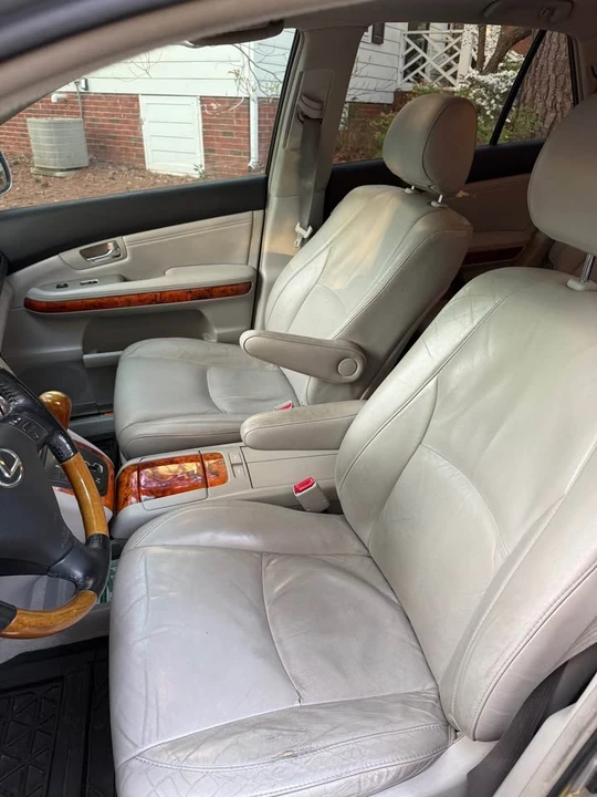 2009 Lexus RX 2nd Gen - Image 7 of 8