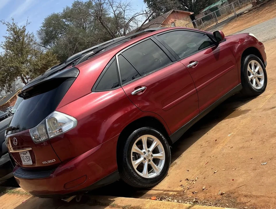 2009 Lexus RX 2nd Gen - Image 2 of 5