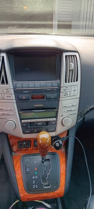 2009 Lexus RX 2nd Gen - Image 5 of 8