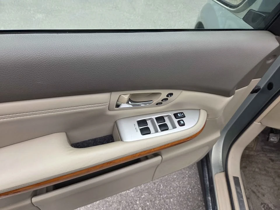 2009 Lexus RX 2nd Gen - Image 14 of 17