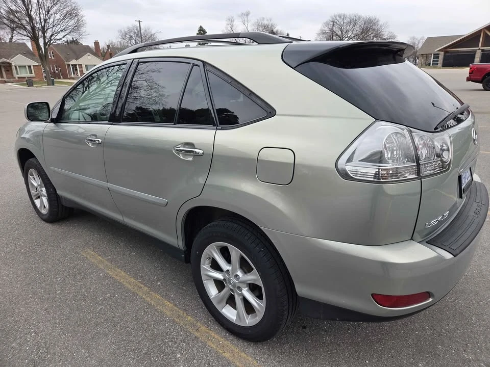 2009 Lexus RX 2nd Gen - Image 10 of 17