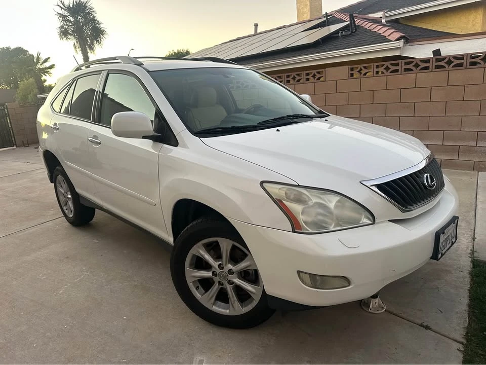 2009 Lexus RX 2nd Gen - Image 2 of 7