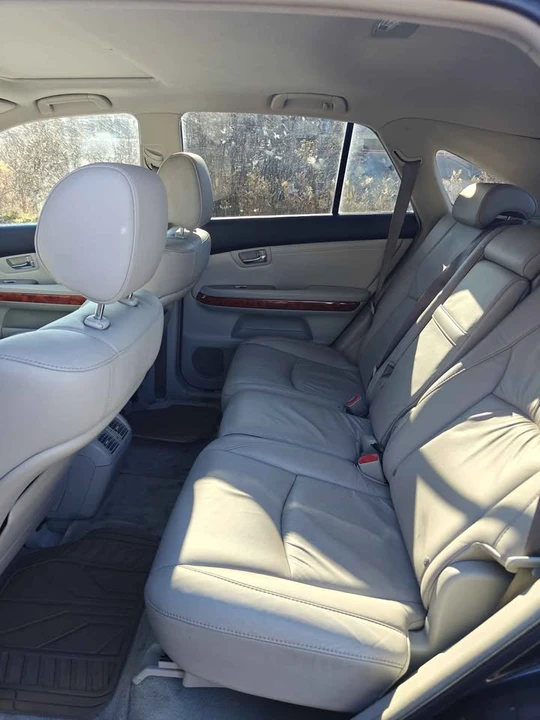 2009 Lexus RX 3rd Gen - Image 10 of 15