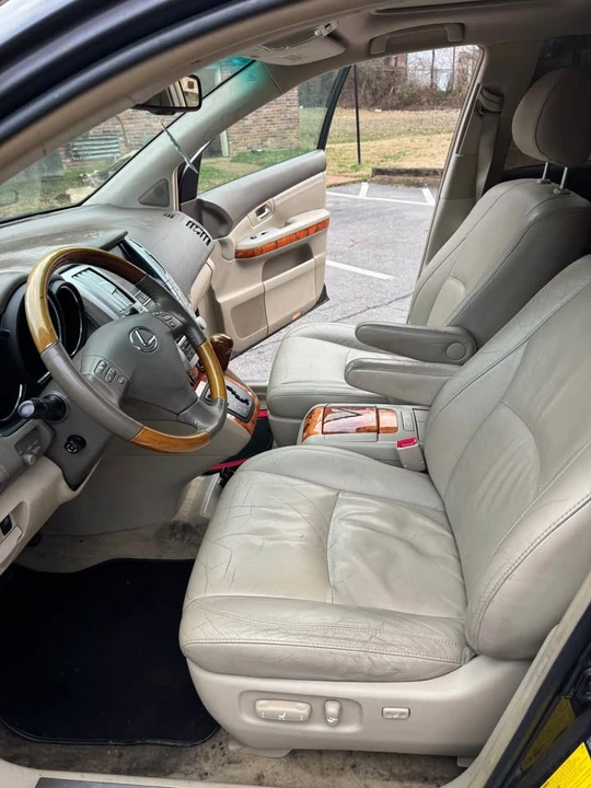 2009 Lexus RX 3rd Gen - Image 16 of 20